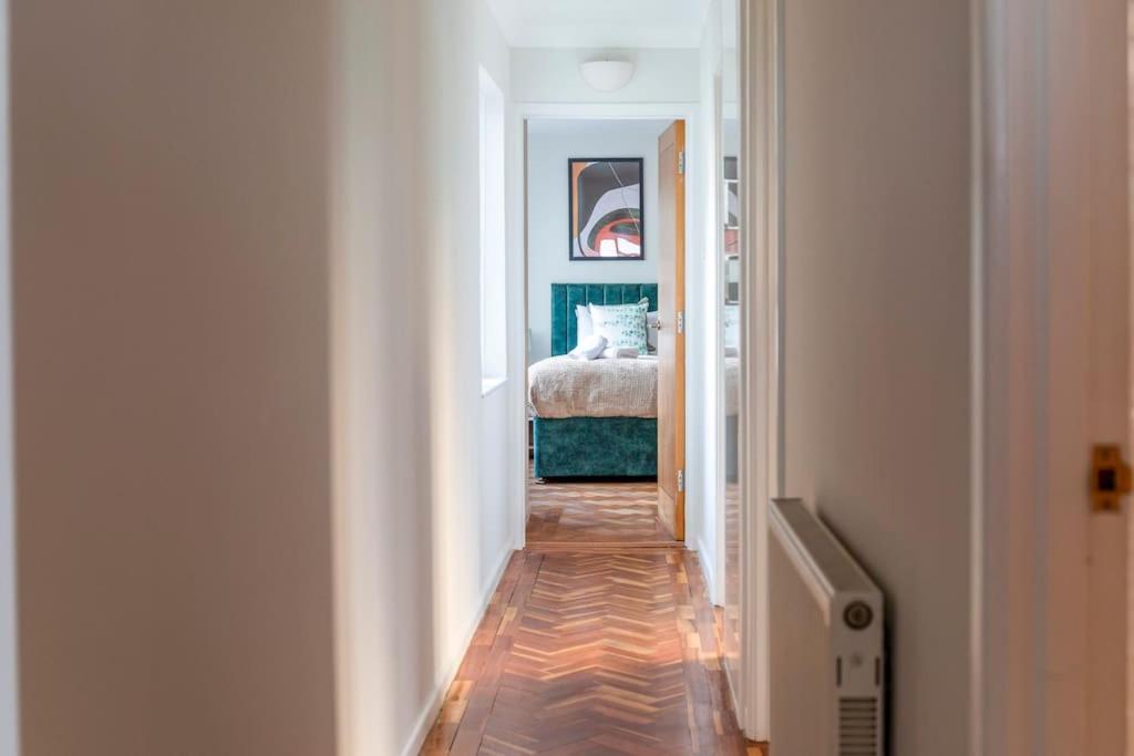 Spacious Sea View 2 Bedroom Sleeps 6-Free Parking Μπόρνμουθ Εξωτερικό φωτογραφία